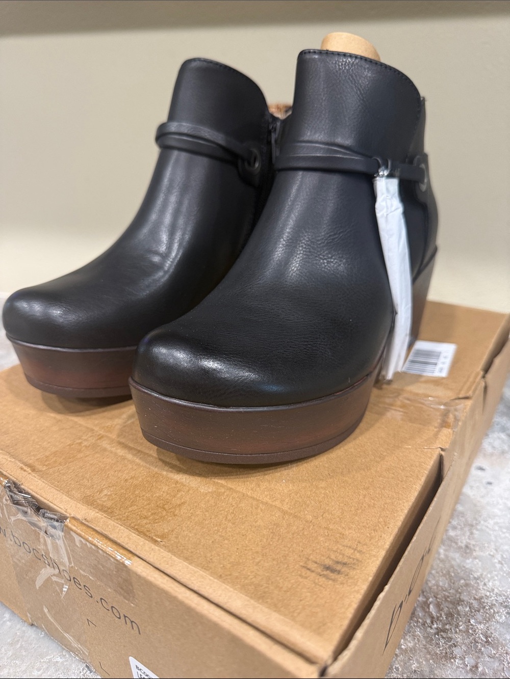 boc Black Leather Platform Ankle Booties with Brown Wood-Look Sole